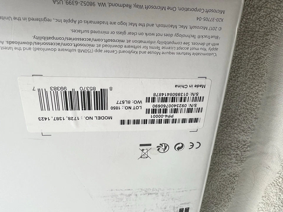 Microsoft Wireless Comfort 5050 Desktop Keyboard & Mouse Combo New in Box - Image 4 of 4