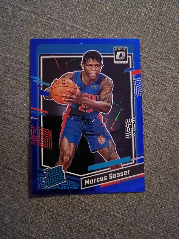 2023-24 Donruss Optic #242 Marcus Sasser Blue Velocity