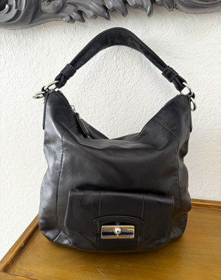 Coach Black Shoulder Bag Silver Turnlock Zip Top Light Blue Lining Pockets