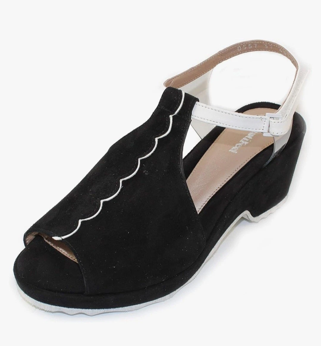 BeautiFeel Jess 0557 Black / White Women's Comfort Sandal