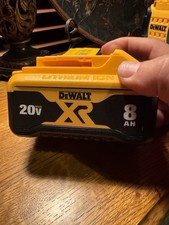 DEWALT DCB208 MAX XR 20V 8 Ah Battery