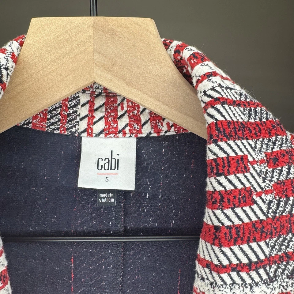 Chaqueta Blazer Cabi Para Mujer Talla Pequeña Patchwork Tweed Rojo Multi Foto 2 de 4