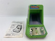 Frogger Vintage 1982 Mini Table Top Handheld ...
