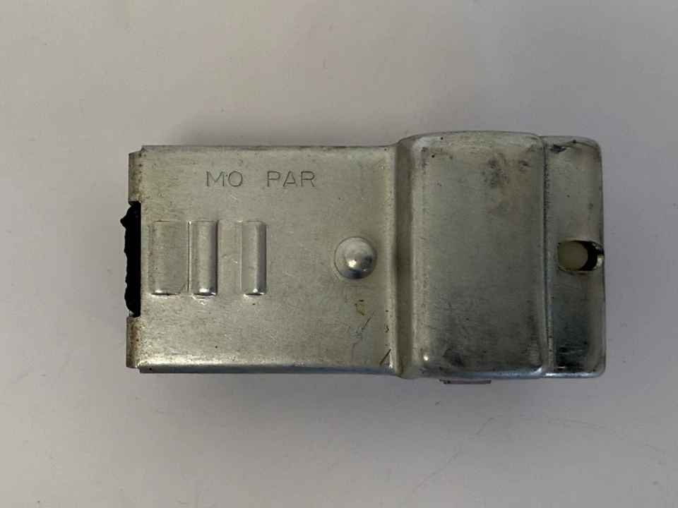 Dodge Charger 1967 interruptor de faros 2809053 nuevo de stock Foto 4 de 4