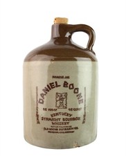 Old Boone Distillery Daniel Boone Pioneer Jug Bourbon Whiskey Ceramic 4/5 Quart