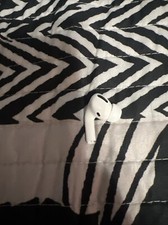AirPods Gen 1 Left Side
