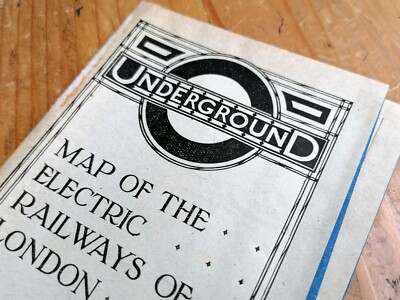 Original 1919 London Underground Railways Karte - First Johnston Ring Logo!