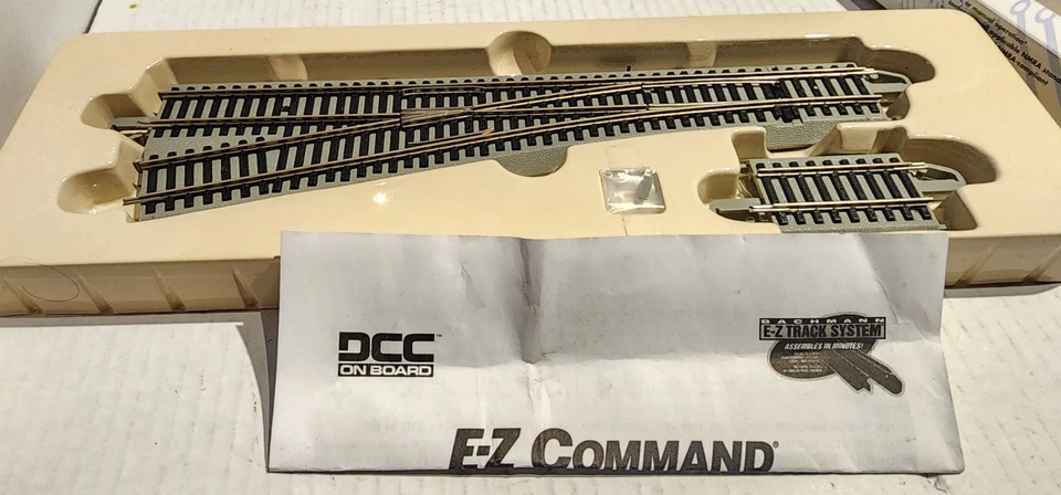 Bachmann HO Scale E-Z Command DCC #5 Left Hand Turnout Switch 44132 - Image 4 of 4