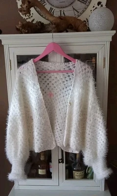 Weise Strickjacke Häckeljacke Oversitze Boho Hippie Impressionen Unikat  - Bild 1 von 4