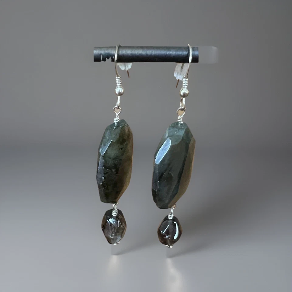 Labradorite Large Stones Silver Earrings Artisan Handmade - Image 4 of 4