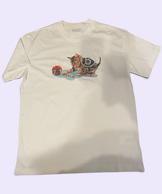 Maison Margiela Herren T-Shirt Weiß Kurzarm Rundhals Grafikdruck Katze Gr. 10