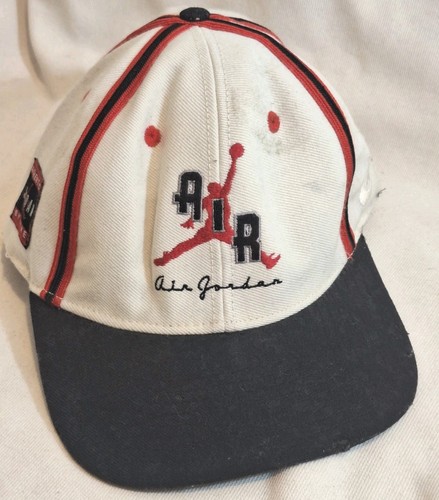 VTG Authentic NIKE "AIR "Michael Jordan Snapback Hat