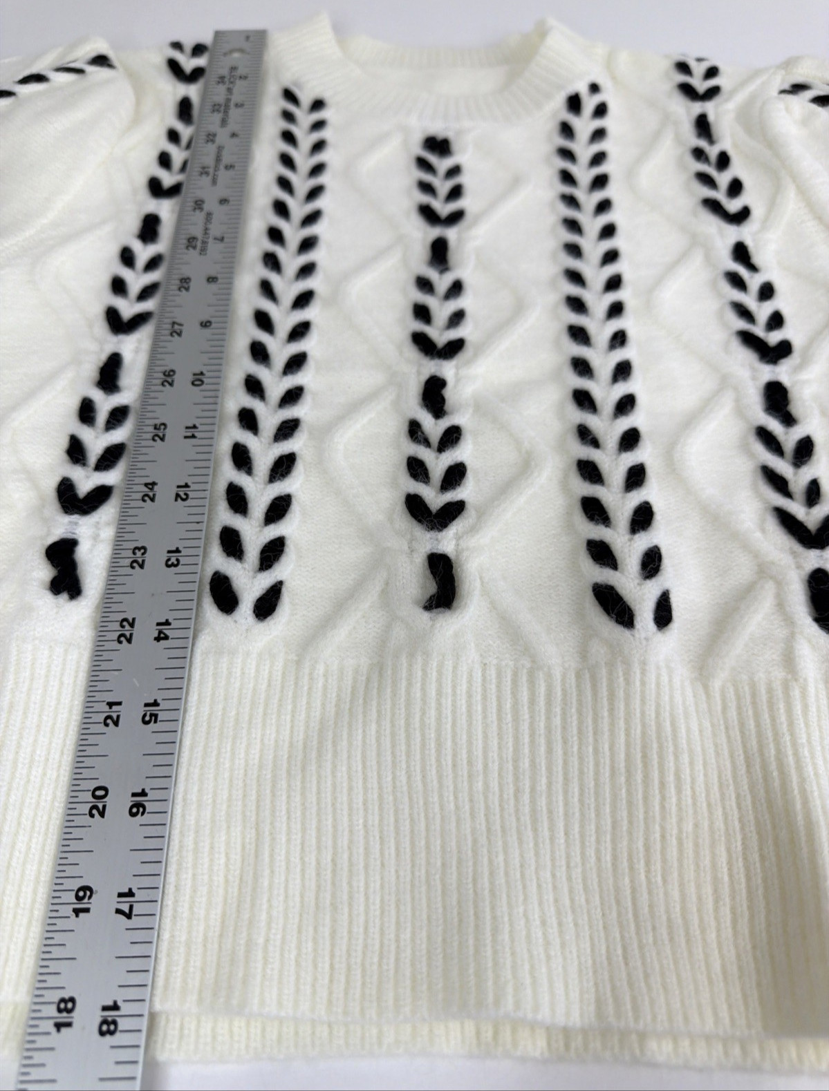 Commense Women’s Medium Contrast Binding Cable Kn… - image 7