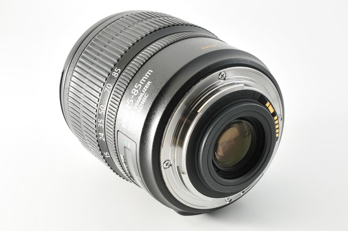 Canon EF-S 15-85mm f/3.5-5.6 IS USM Zoom Lens w/hood, filter, bag