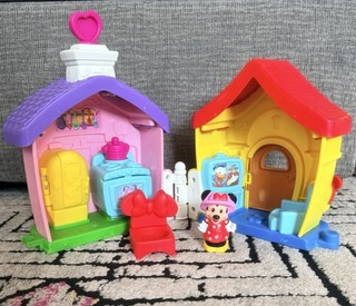 Fisher Price Little People Magic of Disney Mickey and Minnie's House