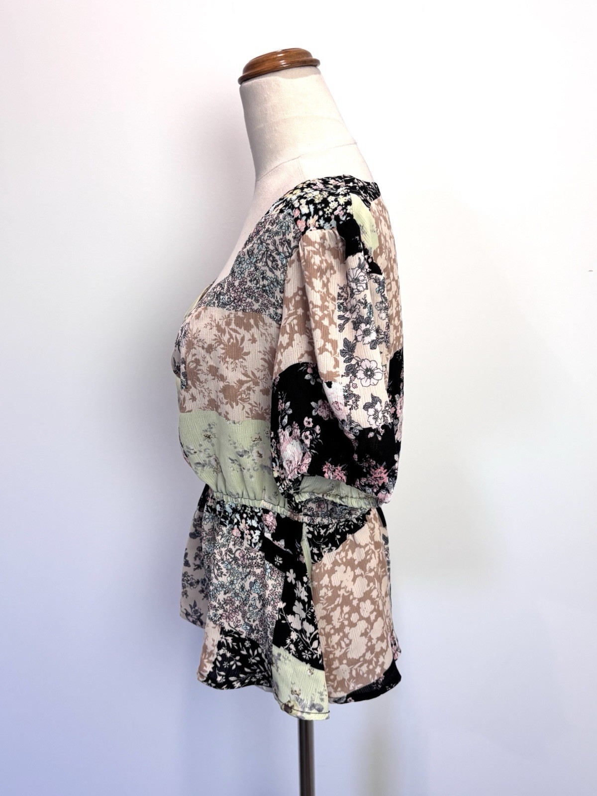 Eclair Womens Blouse Top M Patchwork Print Short … - image 6