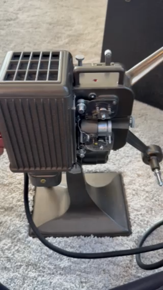 Kodak Kodascope Eight-90A 8mm Film Projector w/ Case Reel & Lamp