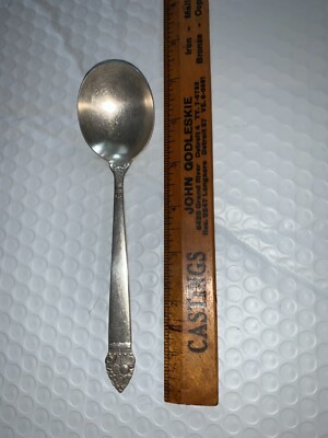 Oneida Silver King Cedric silverplate 1933 Gumbo round spoon