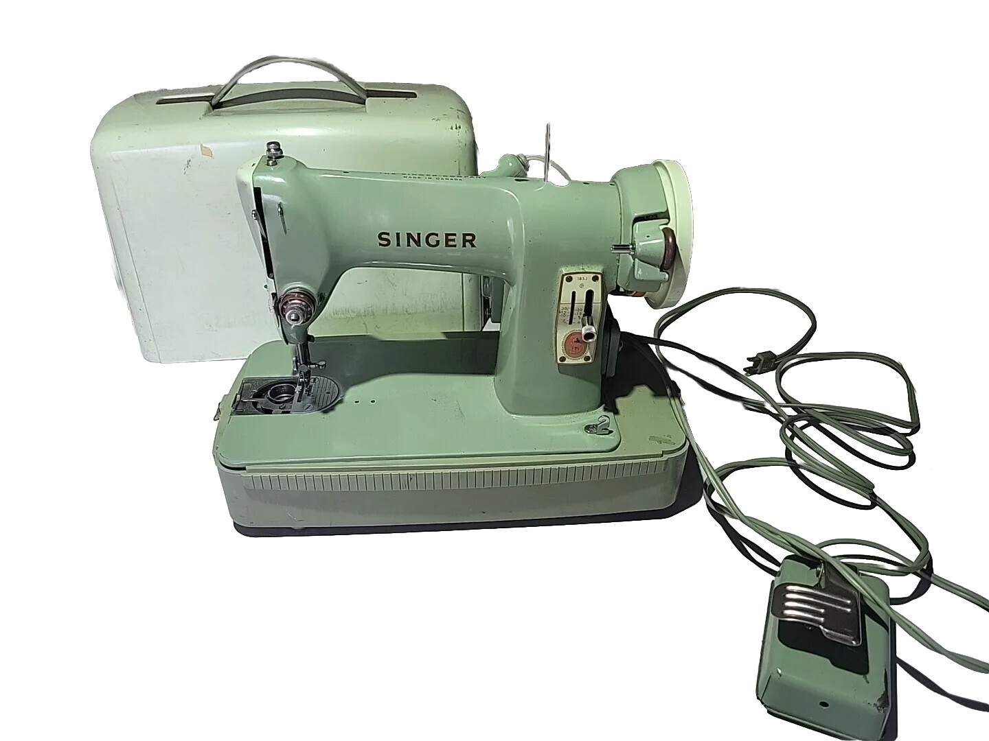 Vintage Singer Sewing Machine Green Portable 185J All Metal EUC w/ Case
