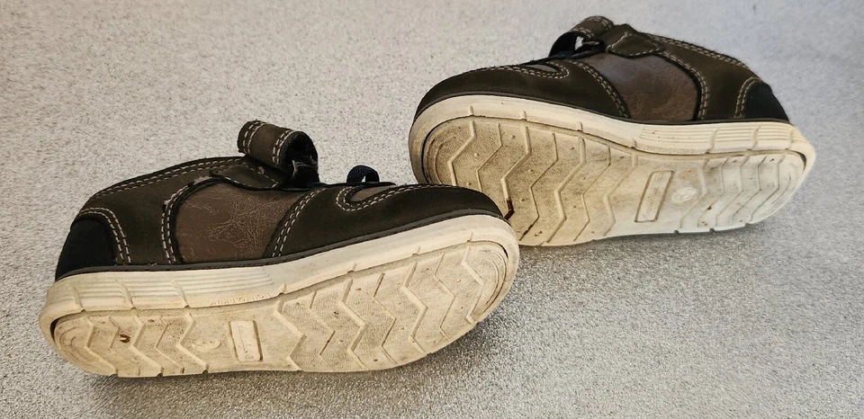 Кроссовки для малышей American Eagle коричневые 6,5 без застежек кожа - Изображение 4 из 4