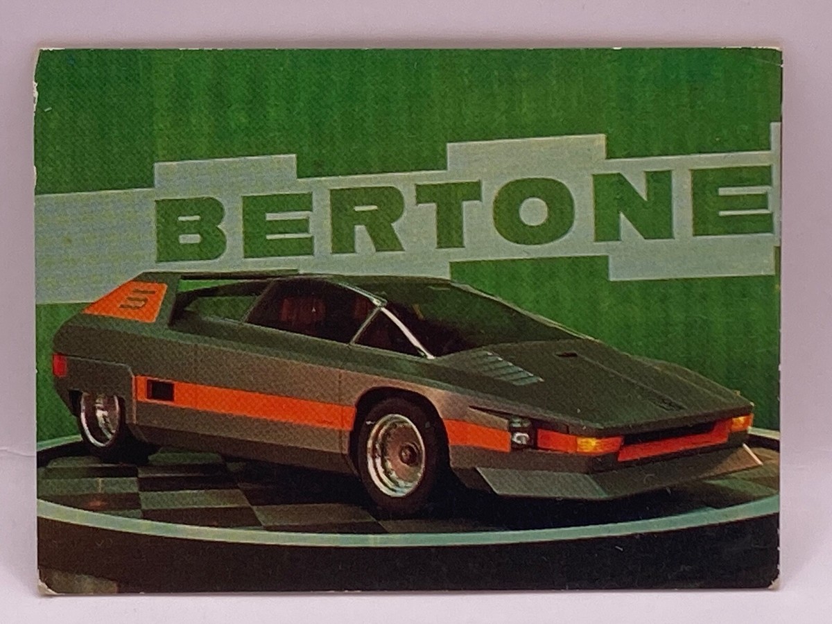Bertone Navajo Alfa Romeo 33 ( Italy ) World Famous Car Vintage