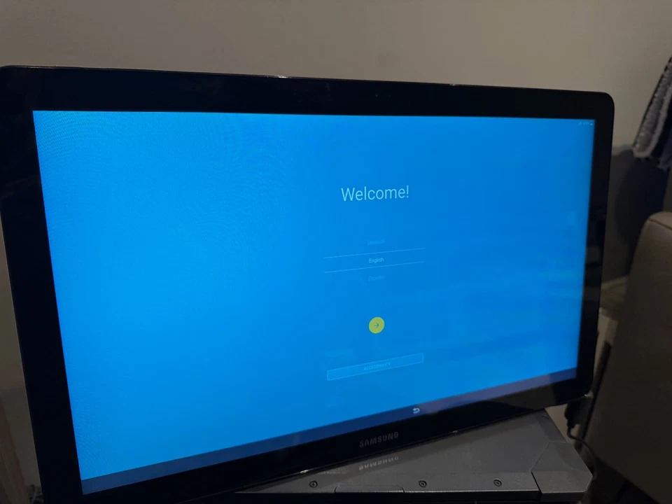 Samsung Galaxy View SM-T677A 64GB Wi-Fi + 4G AT&T 18.4" Tablet Black - Image 2 of 2