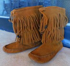 Minnetonka Women's Brown Leather 2-Layer Fringe Moccasin Boots mid calf sz 6