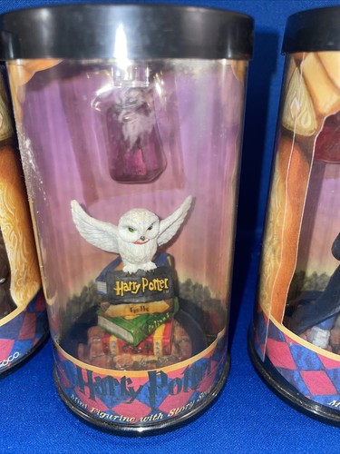 4 Mini Figurine Harry Potter con Scope della Storia di Enesco - Foto 5 di 10