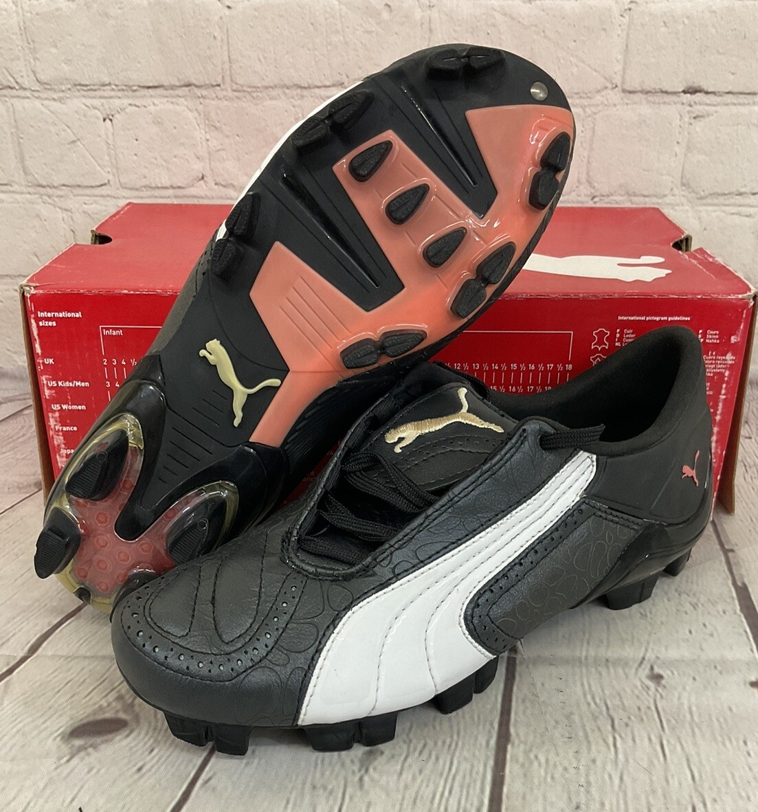Puma 101239 02 V Konstrukt II GCi FG Womens Soccer Cleats