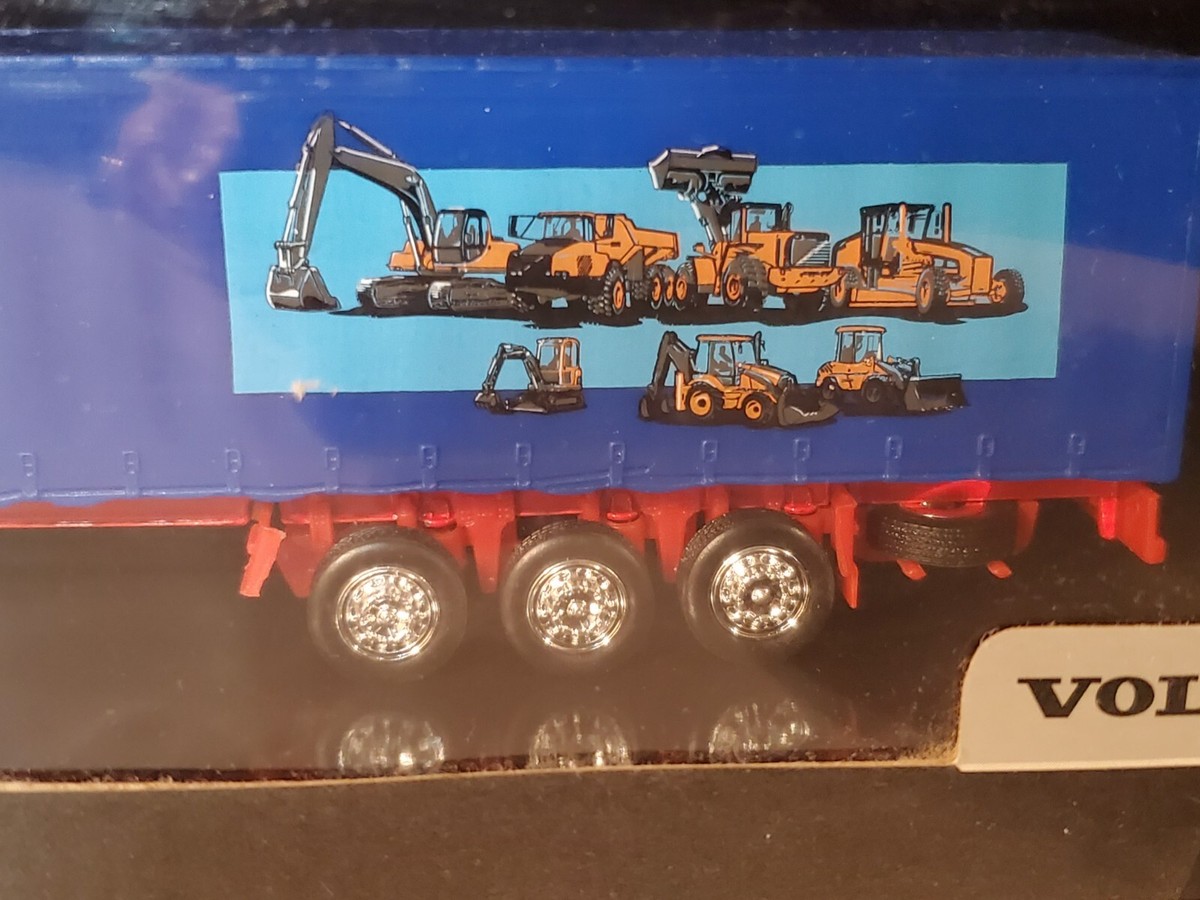 Volvo Tractor Trailer Semi Truck Equipment Hauler 1:87 Scale