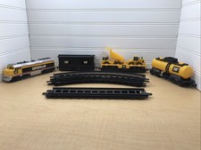 Caterpillar Construction Iron Diesel Train Motorized CAT Train 10 Piece Set 38 