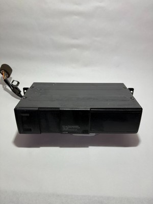 99 INFINITI I30 COMPACT DISC AUTO CHANGER Alpine LE709