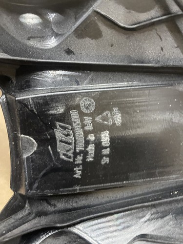 KTM 690 Duke R 76008015000 Support License Plate Holder 2015 - Picture 3 of 7