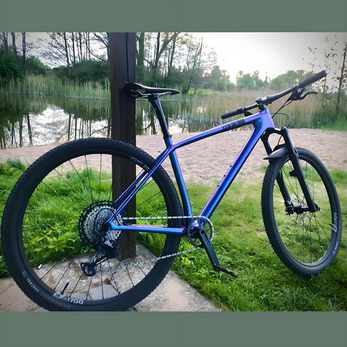 Airwolf T1100 Carbon MTB Hardtail Frame 29er Boost XC 148x12mm 950g Bike - Picture 13 of 24