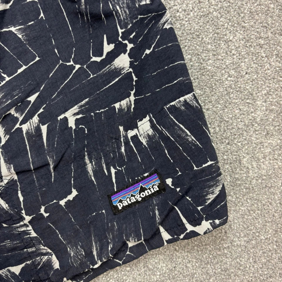 Pantalones Cortos Patagonia Adulto Medianos Negros 6" Entrepierna Bolsos Geométricos Bañador Hombres Foto 3 de 4