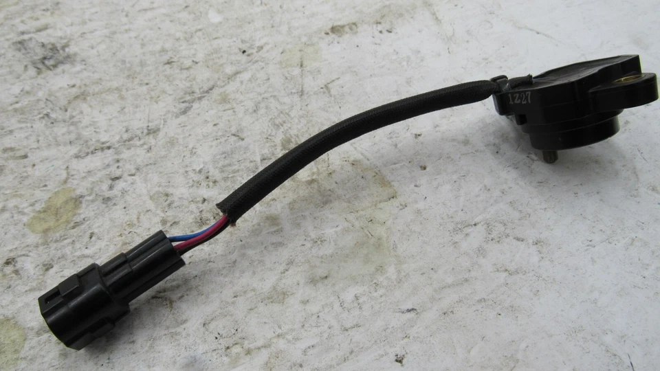 TRIUMPH TIGER EXPLORER 1200 XR 2013 interruptor neutro sensor de posición del engranaje Foto 3 de 4