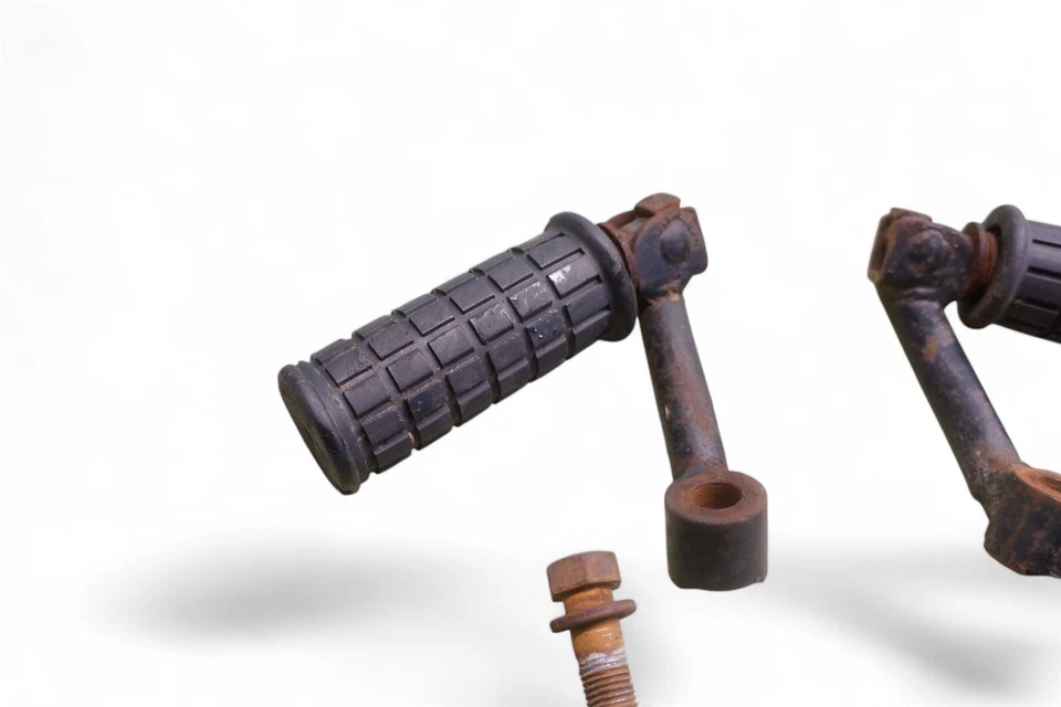 Kawasaki A7 A7ss A1 A1SS SS Avenger Samurai 350 250 *2445A Front Foot Pegs  - Imagem 2 de 4