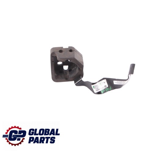 BMW F10 F11 Zusätzliche Wasserpumpenhalterung Motorkühlmittelanlage 9239313