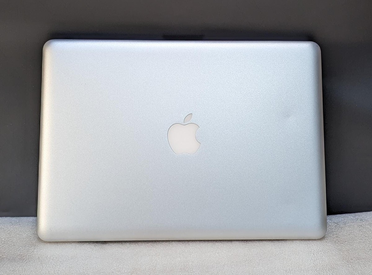 MacBook Pro (13-inch Early 2011 ) 2.3 GHz Intel Core i5 MacBook Pro (13-inch Early 2011 ) 2.3 GHz Intel Core i5