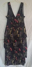 TED BAKER MALINAE HIGLAND TIERED PLEATED BLACK FLORAL V-NECK U.S. DRESS SIZE 6