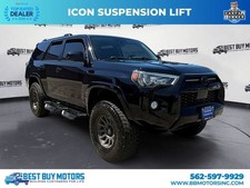 2020 Toyota 4Runner SR5 Sport Utility 4D