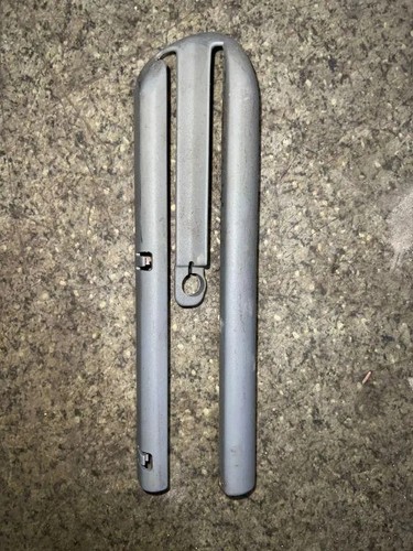 BMW 5 Touring E39 Sitzschnalle vorne links 8207213 3.00 Diesel 135kw 33963898