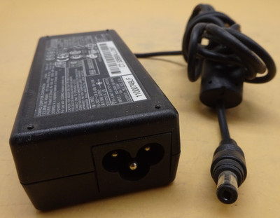 COMPAQ  MODEL: PPP003S PA-1530-02CV  18.5V  2.7A  #NT5155