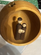 Maria , Josef Und das Jesuskind In einer Kugel