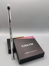 CAILYN- ICONE #4- LIP/FACE CONCEALER BRUSH
