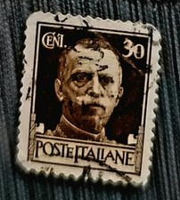 King Victor Emmanuel Poste Italiane 30 cent stamp