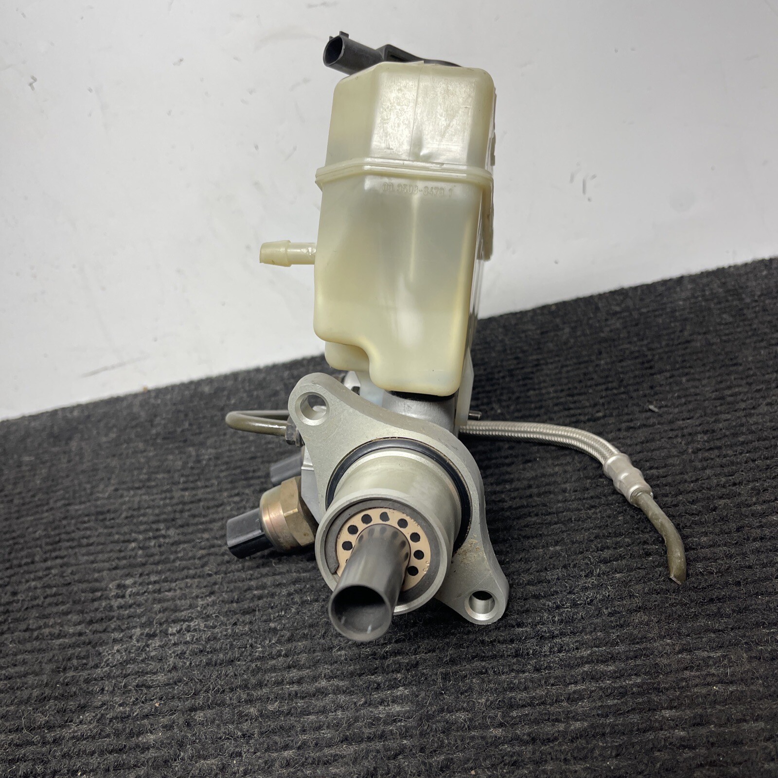 ☑️ BMW E46 Brake Master Cylinder w Reservoir M/T OEM 0106 323 325 328