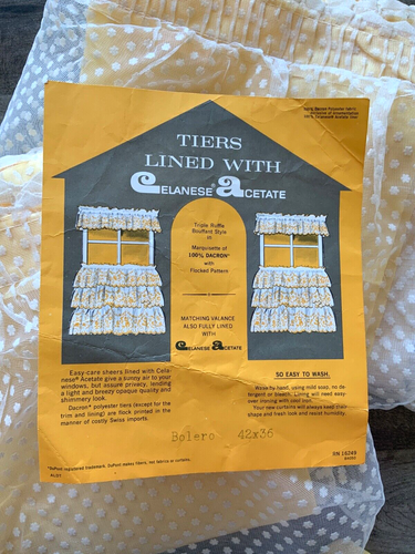 NEW (2) Vintage 1970s MCM Yellow White FLOCKED Sheer Ruffle Curtain Panel 42x36 - Picture 3 of 7