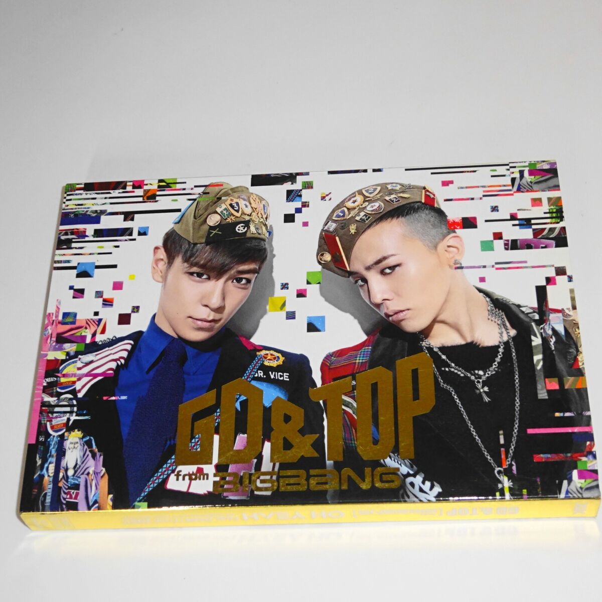 GD & TOP from BIGBANG OH YEAH CD+DVD+MINI PHOTO BOOKLET yg GD & TOP from BIGBANG OH YEAH CD+DVD+MINI PHOTO BOOKLET yg