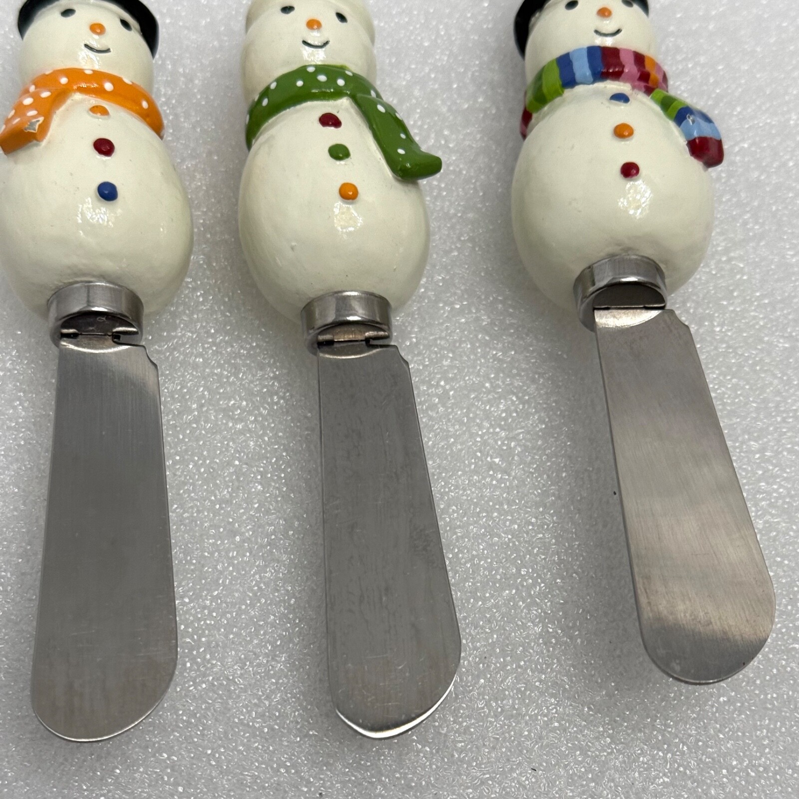 Christmas Winter Spreader Knives for Butter Cheese Jelly Snowmen Theme set of 3